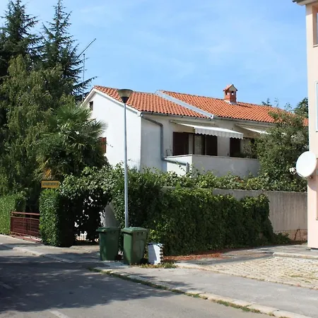 7023a * Porec
